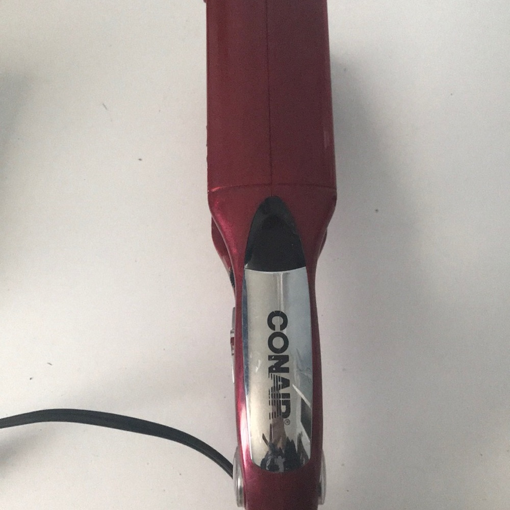 Straightener - Picture 3 of 3